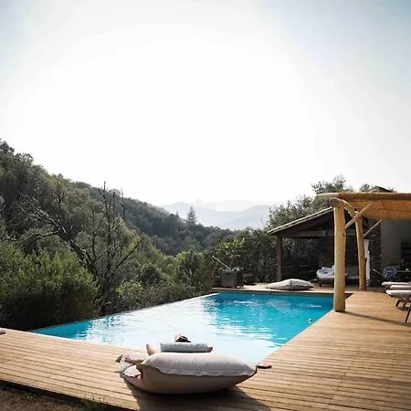 بيت للعطل Charming Cottage In Les Cevennes